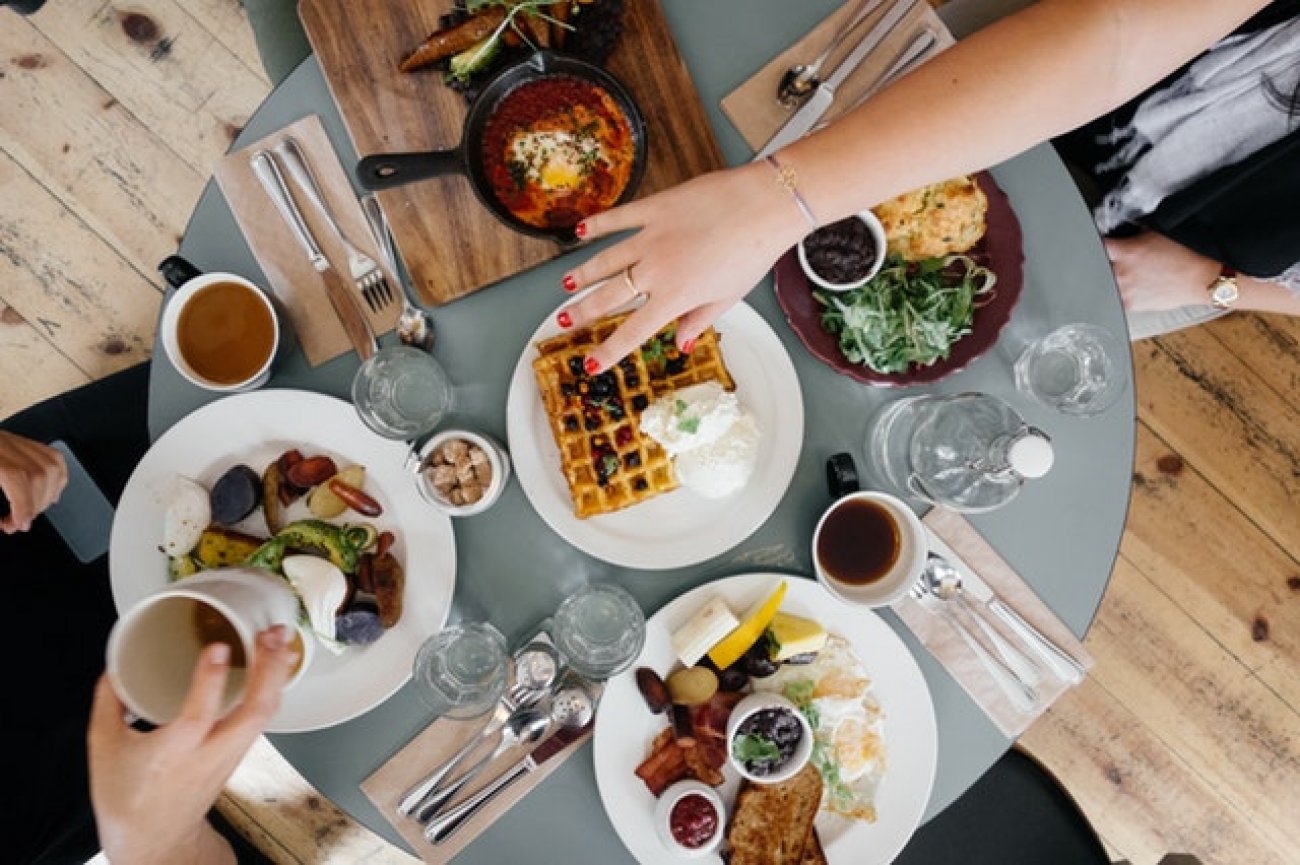 7 Factors That Can Trigger Blood Sugar Swings
